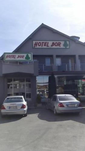 Hotel Bor